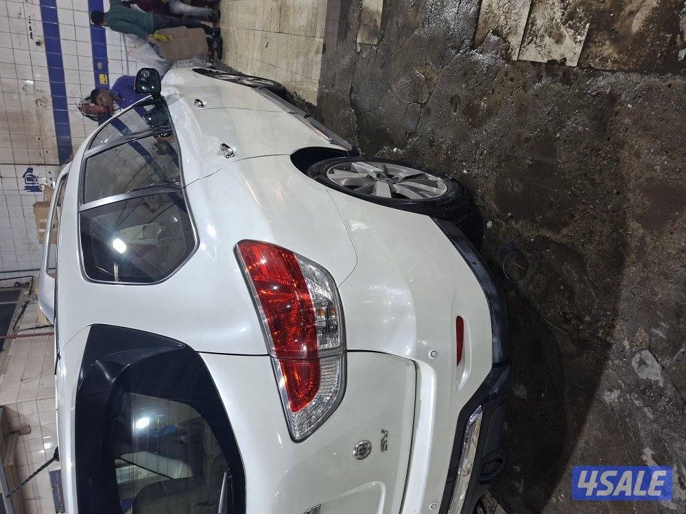 نيسان باثفندر بحالة ممتازة كامل المواصفات الدرجة الأولى صبغ الوكالة فت6