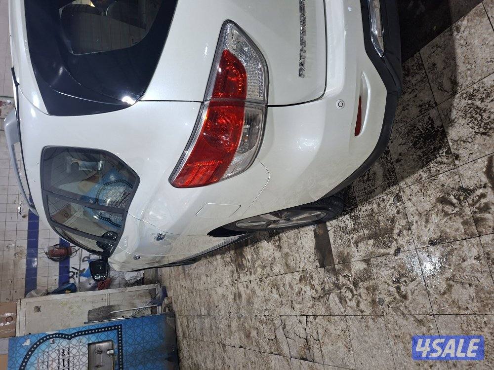 نيسان باثفندر بحالة ممتازة كامل المواصفات الدرجة الأولى صبغ الوكالة فت9