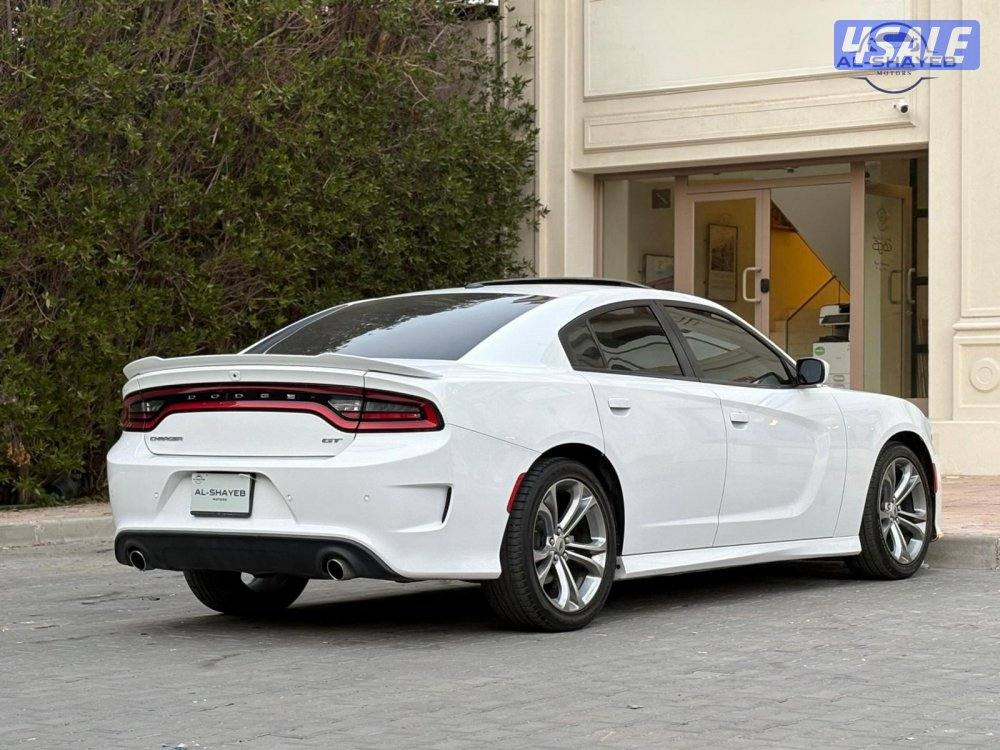 تشارجر Gt 2022 عداد 40 ألف بحالة جيدة4