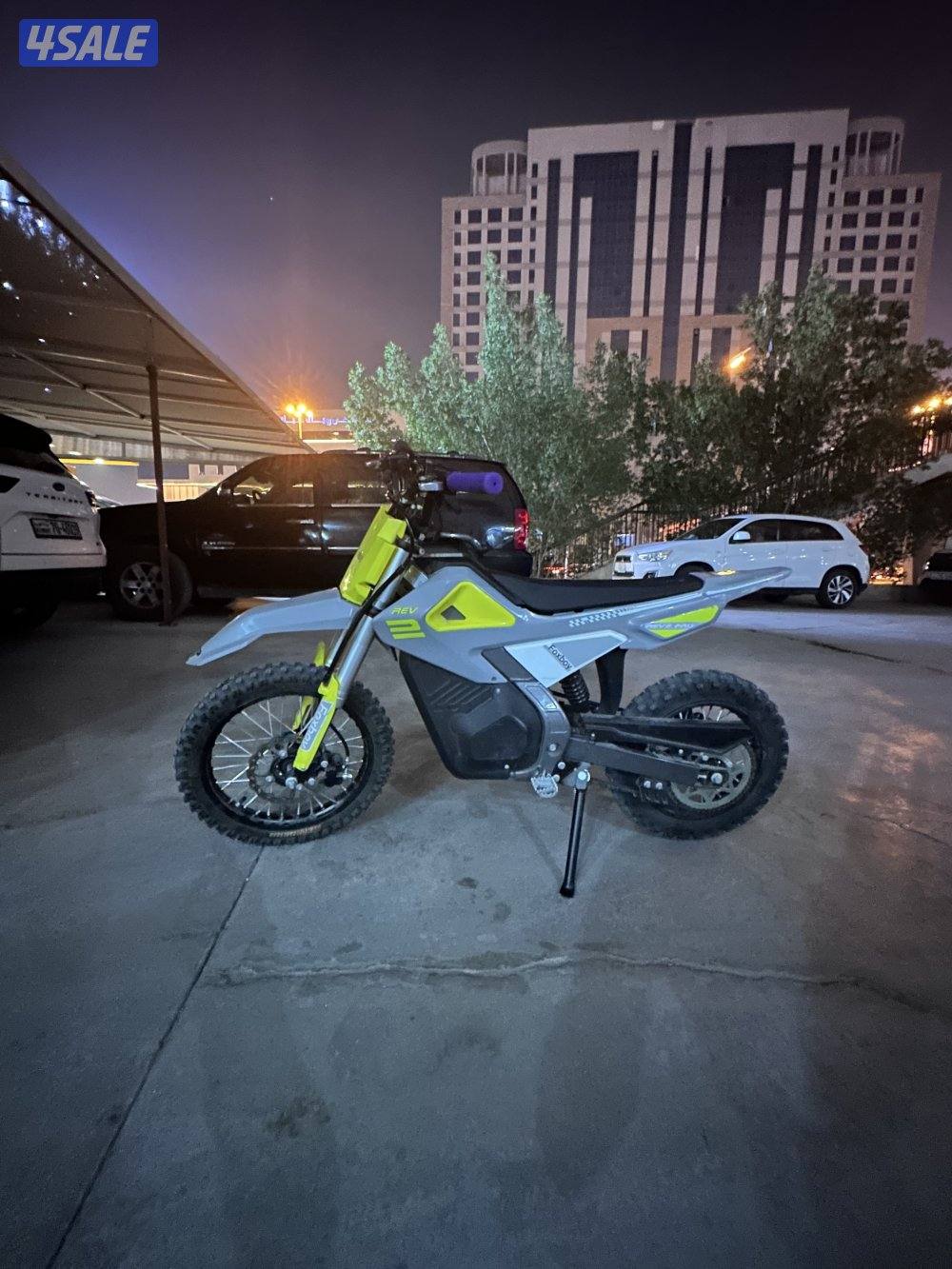 Foxboy - REV 2 Pro دراجة سيكل كهربائي شحن2