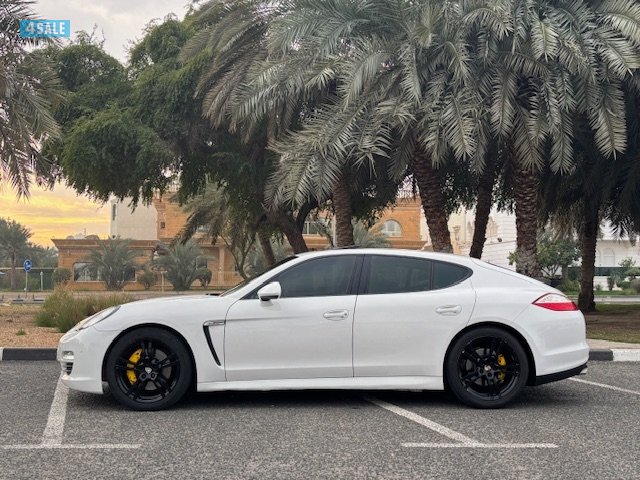 للبيع بورش بانميرا20121