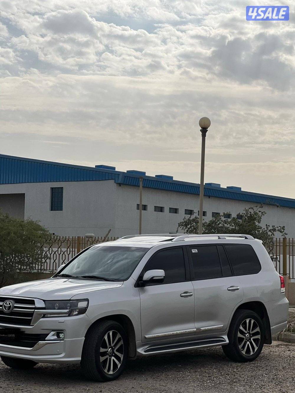 لاند كروزر 2016 وارد وكالة الساير GXR1