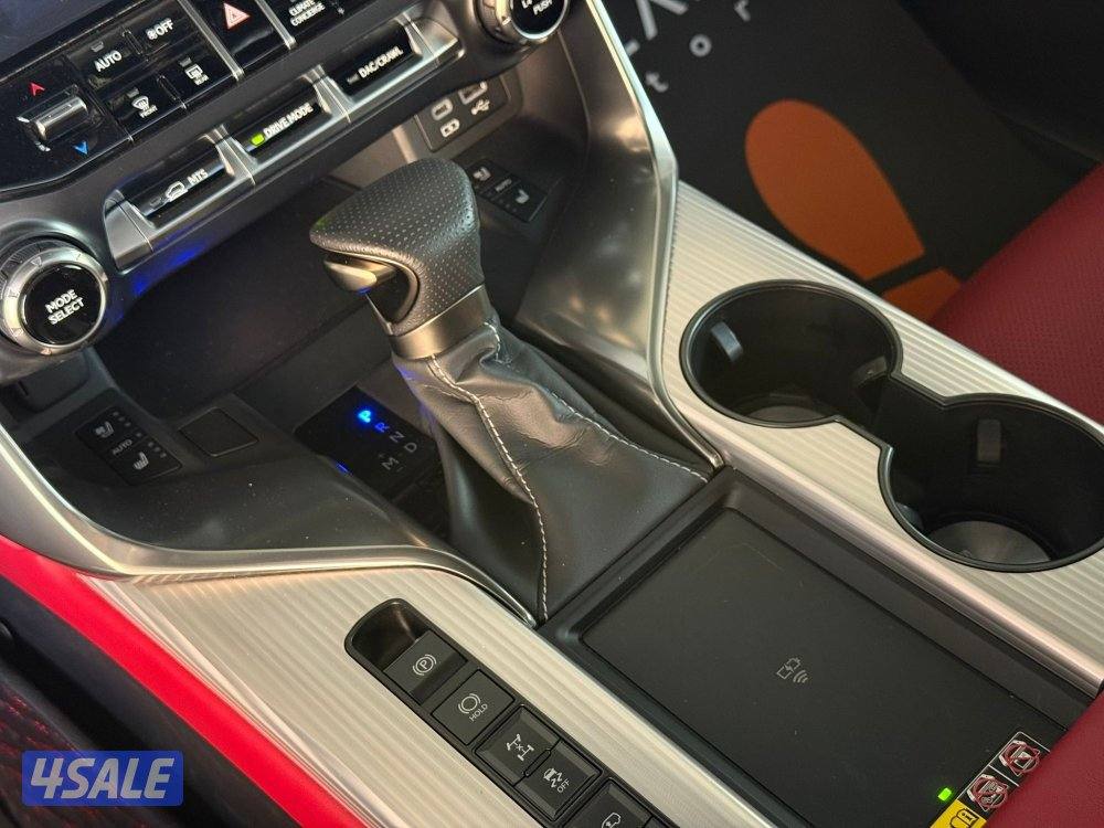 لكزسLX600 F SPORT موديل2024 عداد16الف وارد الساير تحت الكفاله +الصيانه11