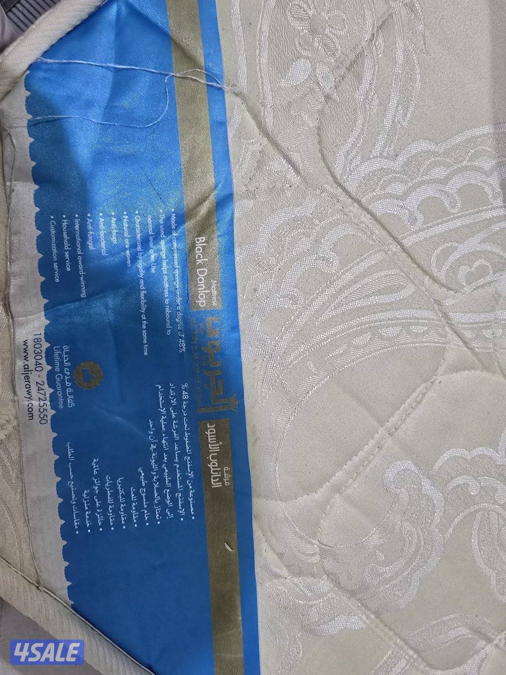 مرتبة مقاس 200،*180بحالة جيدة0