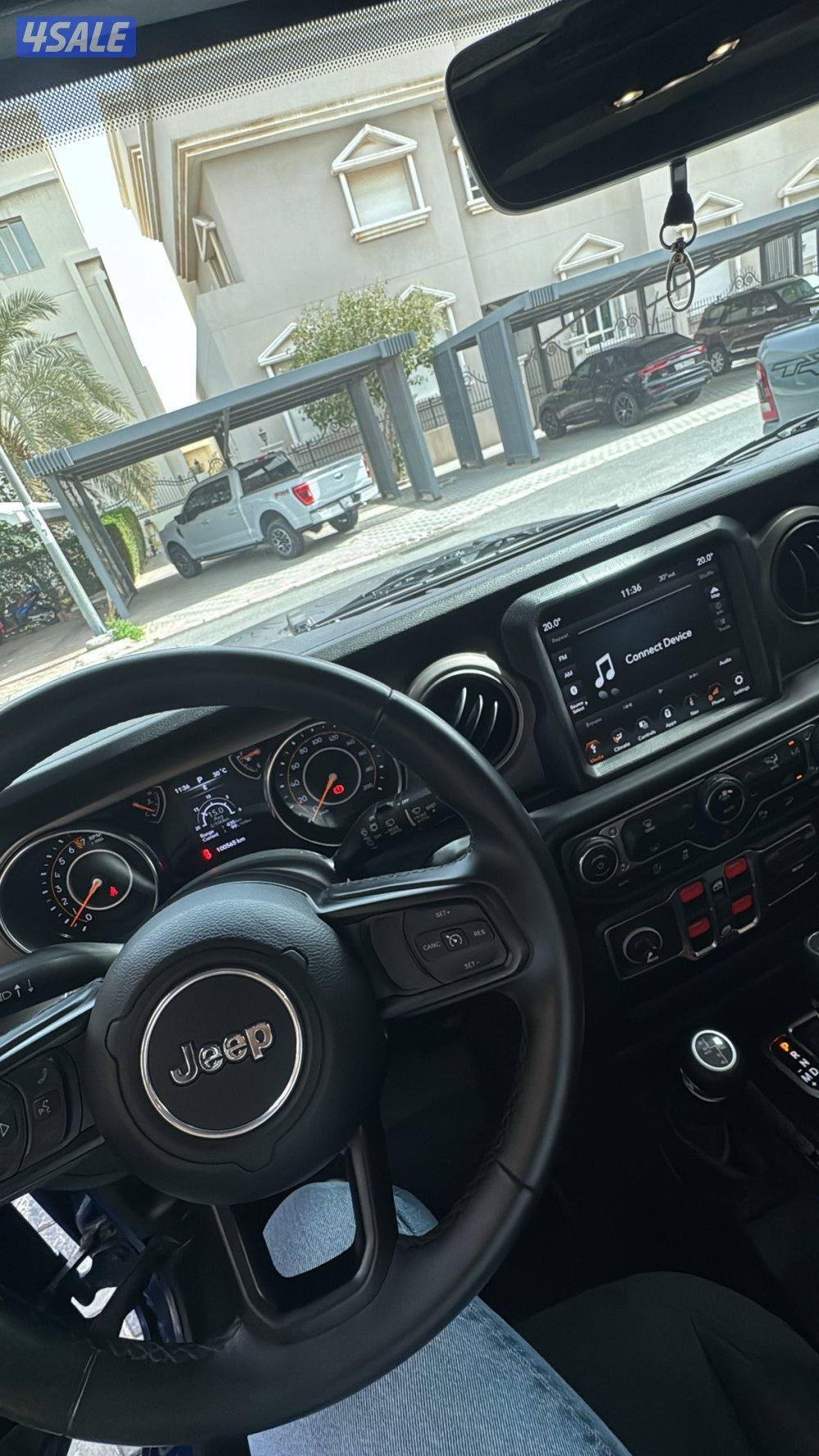 للبيع جيب رانقلر موديل ٢٠٢٠ كامله الموصفات بحاله الوكاله شرط الفحص2