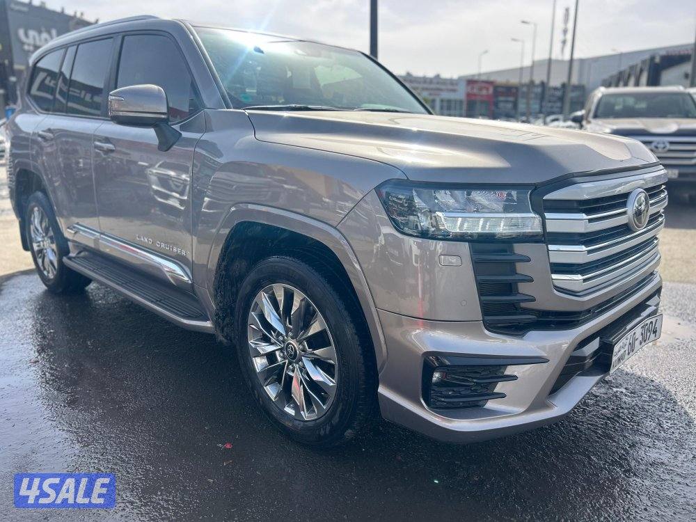 تويوتا لاند كروزر GX.R AEROs
 twin turbo.V6
موديل 2024
ماشى 54.000 k.m1