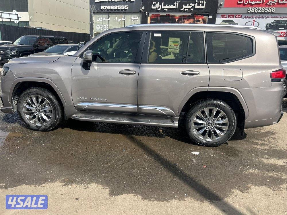 تويوتا لاند كروزر GX.R AEROs
 twin turbo.V6
موديل 2024
ماشى 54.000 k.m3