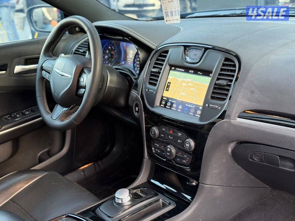 CHRYSLER 300 S _2023 عداد 39 الف فقط7