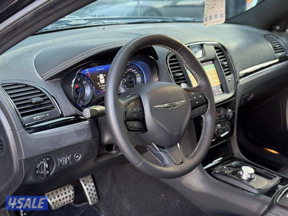 CHRYSLER 300 S _2023 عداد 39 الف فقط6