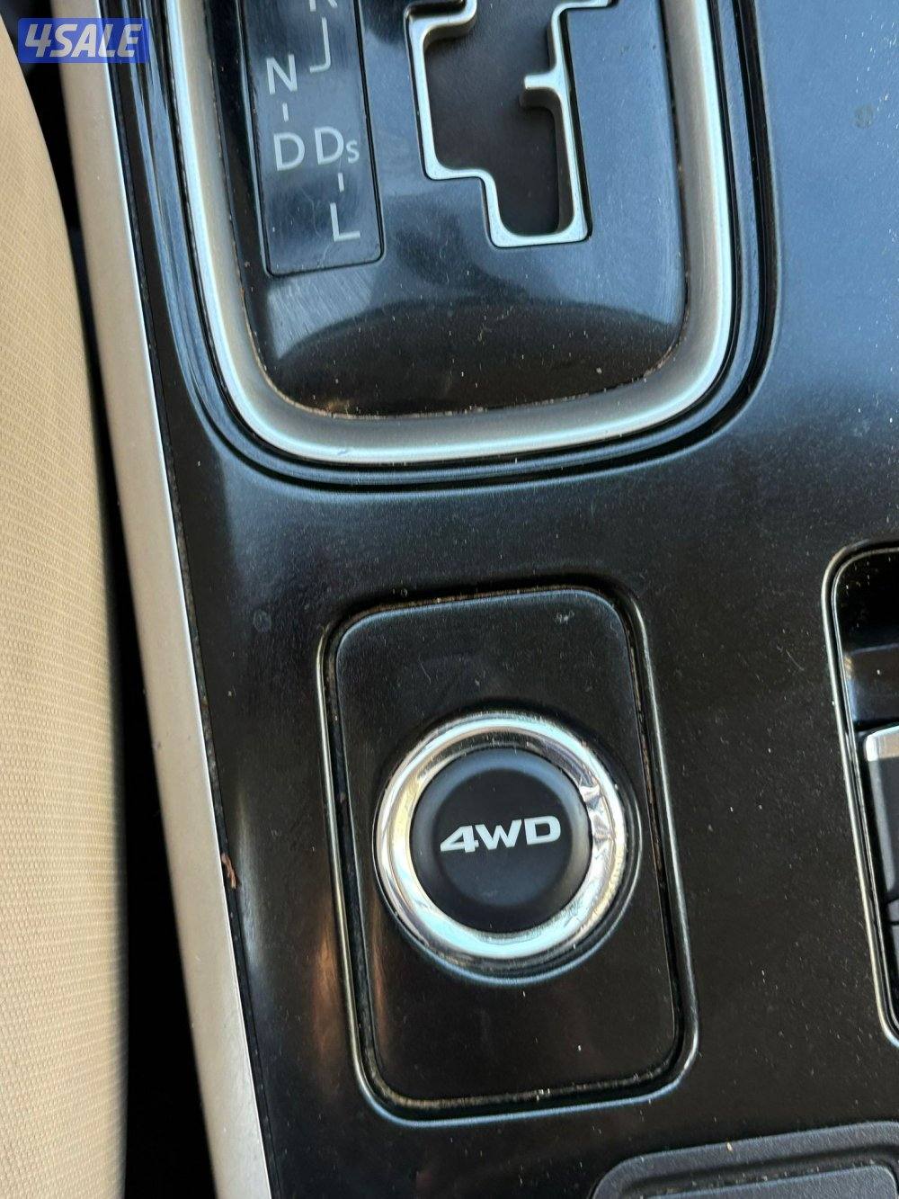 ميتسوبيشي اوتلاندر8