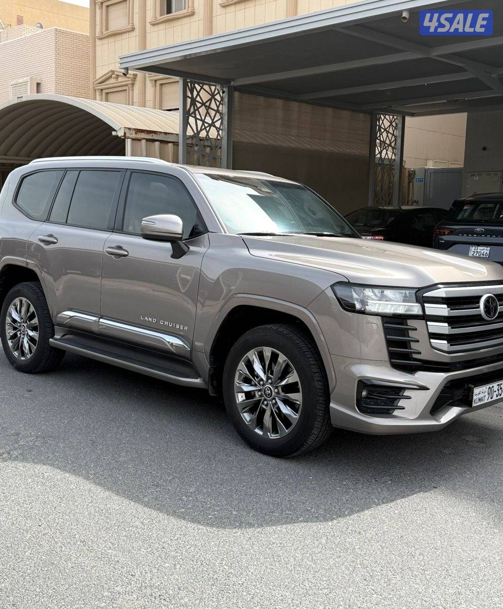 لاند كروز 20251