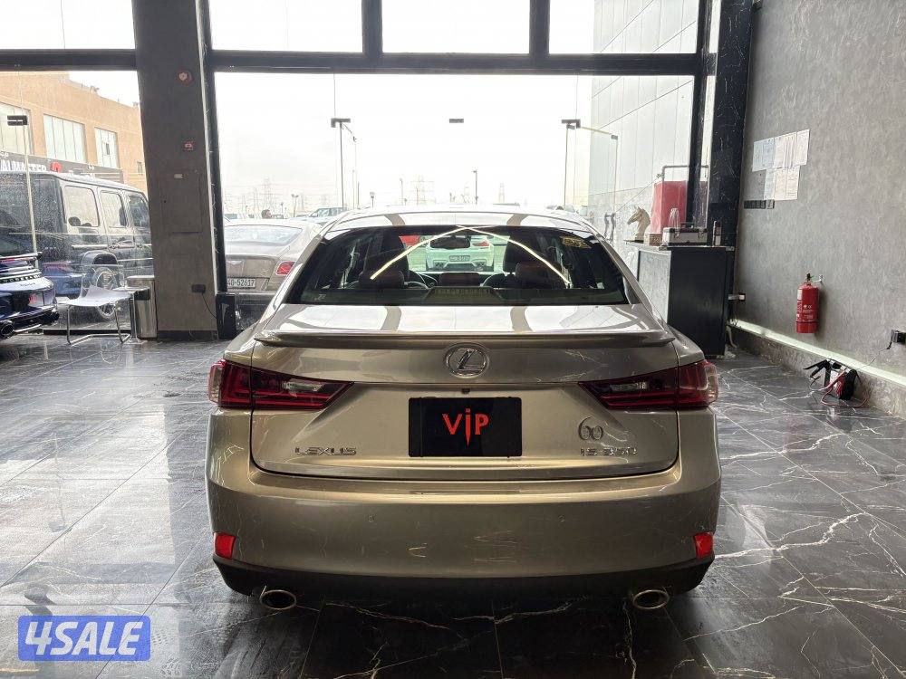 للبيع لكزس is350 F8