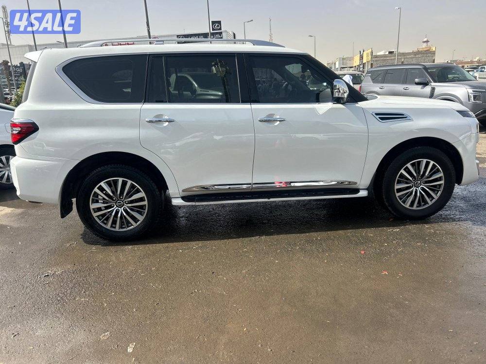 نيسان باترول بلاتنيوم .V6
موديل 2020
ماشى 199.000 k.m 
وارد البابطين.3