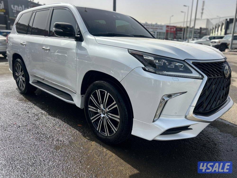 لكزس LX570 درجه اولى
موديل 2016
ماشى 247.000 k.m 
وارد الخليج.1