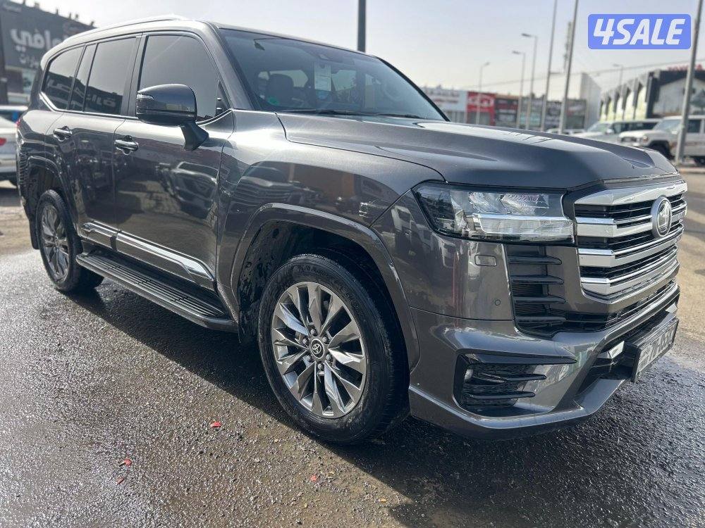 تويوتا لاند كروزر GX.R AEROs
 twin turbo.V6
موديل 2023
ماشى 57.000 k.m1