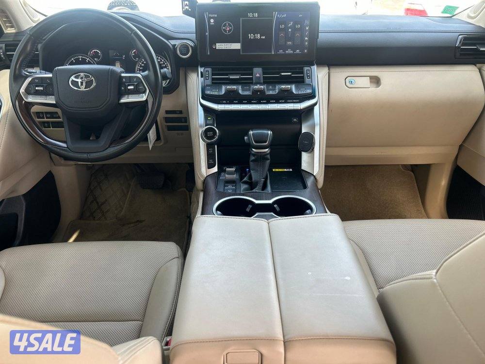 تويوتا لاند كروزر GX.R AEROs
 twin turbo.V6
موديل 2023
ماشى 57.000 k.m6