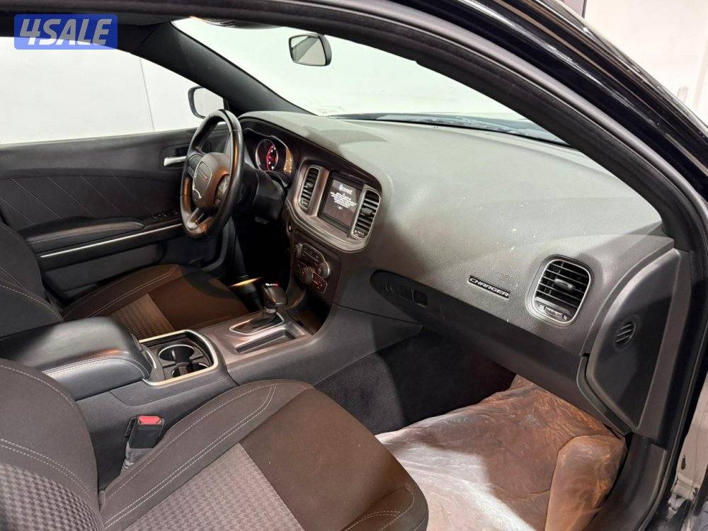21/91318 Dodge Charger SXT 20236