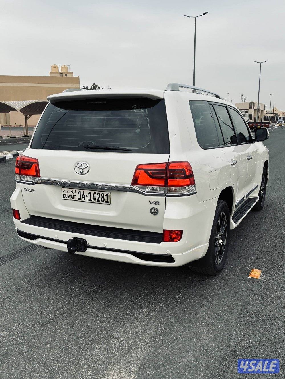 للبيع لاندكروز الساير4