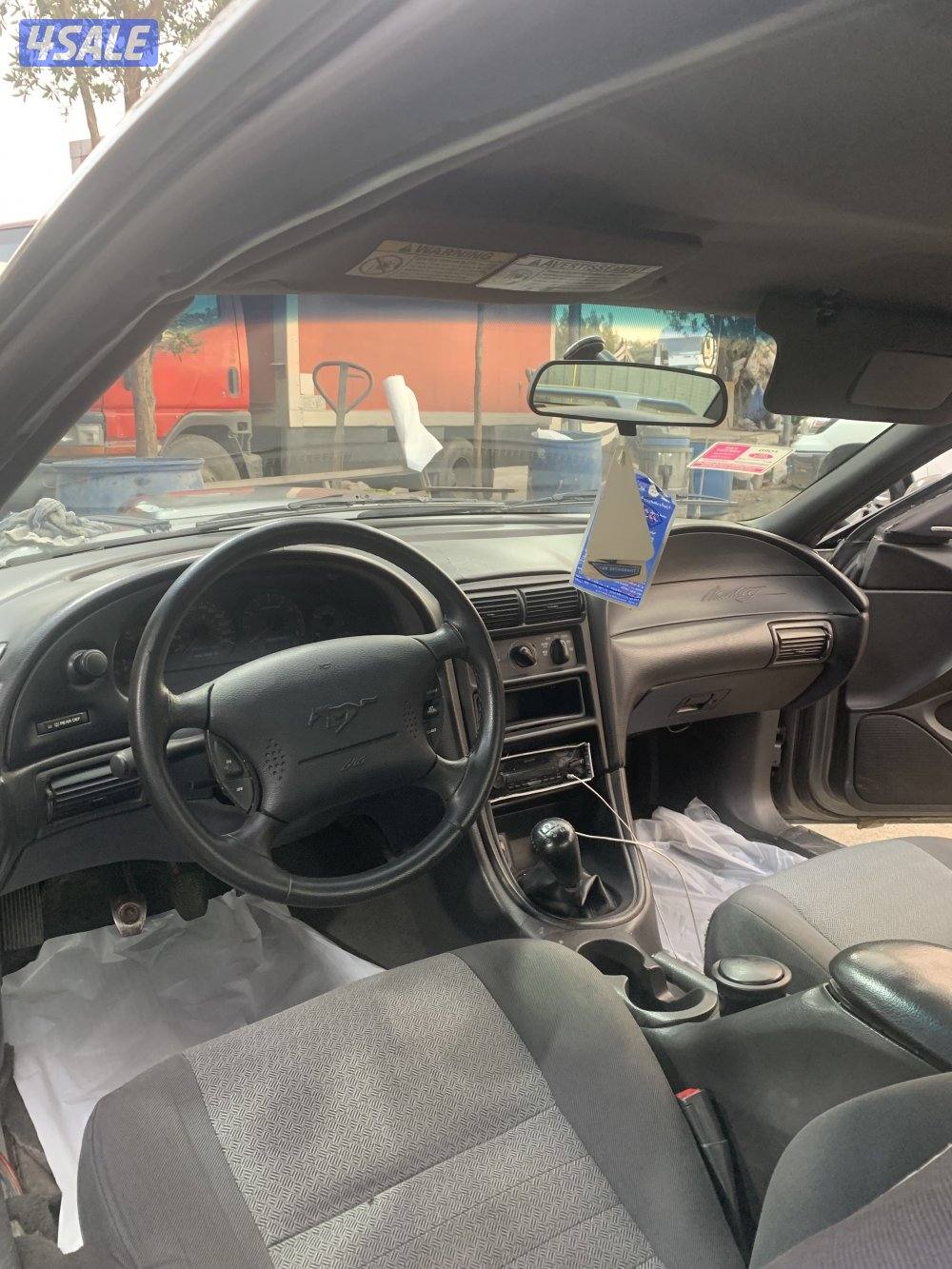 للبيع موستنق ٢٠٠٠4