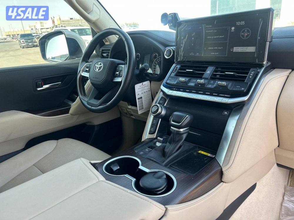 تويوتا لاند كروزر GX.R AEROs
 twin turbo.V6
موديل 2023
ماشى 60.000 k.m7