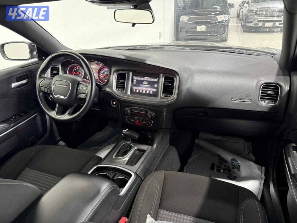 21/91449 Dodge Charger SXT 20237