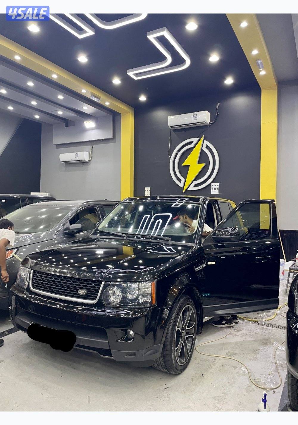 للبيع رنج صبغ الوكاله ماعدا قطعتين وربع ماشي 160 الف0