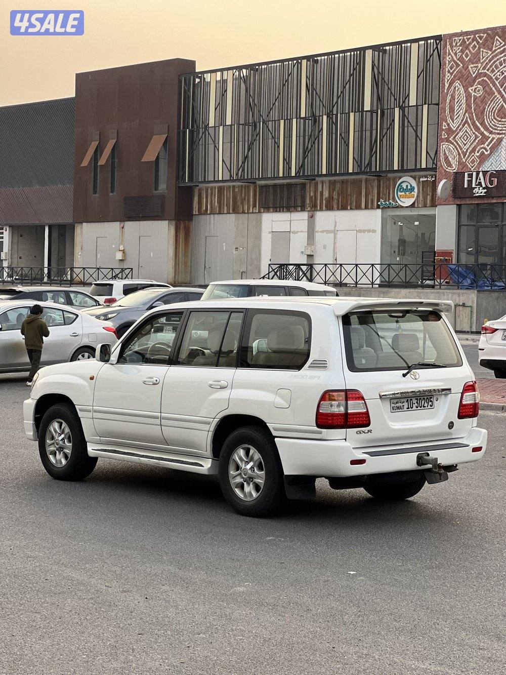 للبيع لاندكروزر 2006 صبغ وكاله3