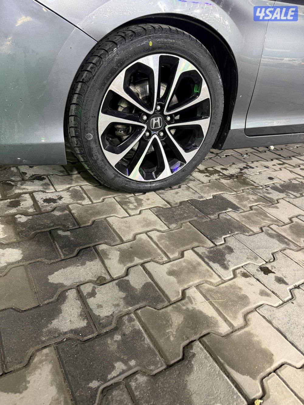 شرط الفحص قير ومكينه وشاصي كله جيد  البدي في قطعتين او ثلاث1