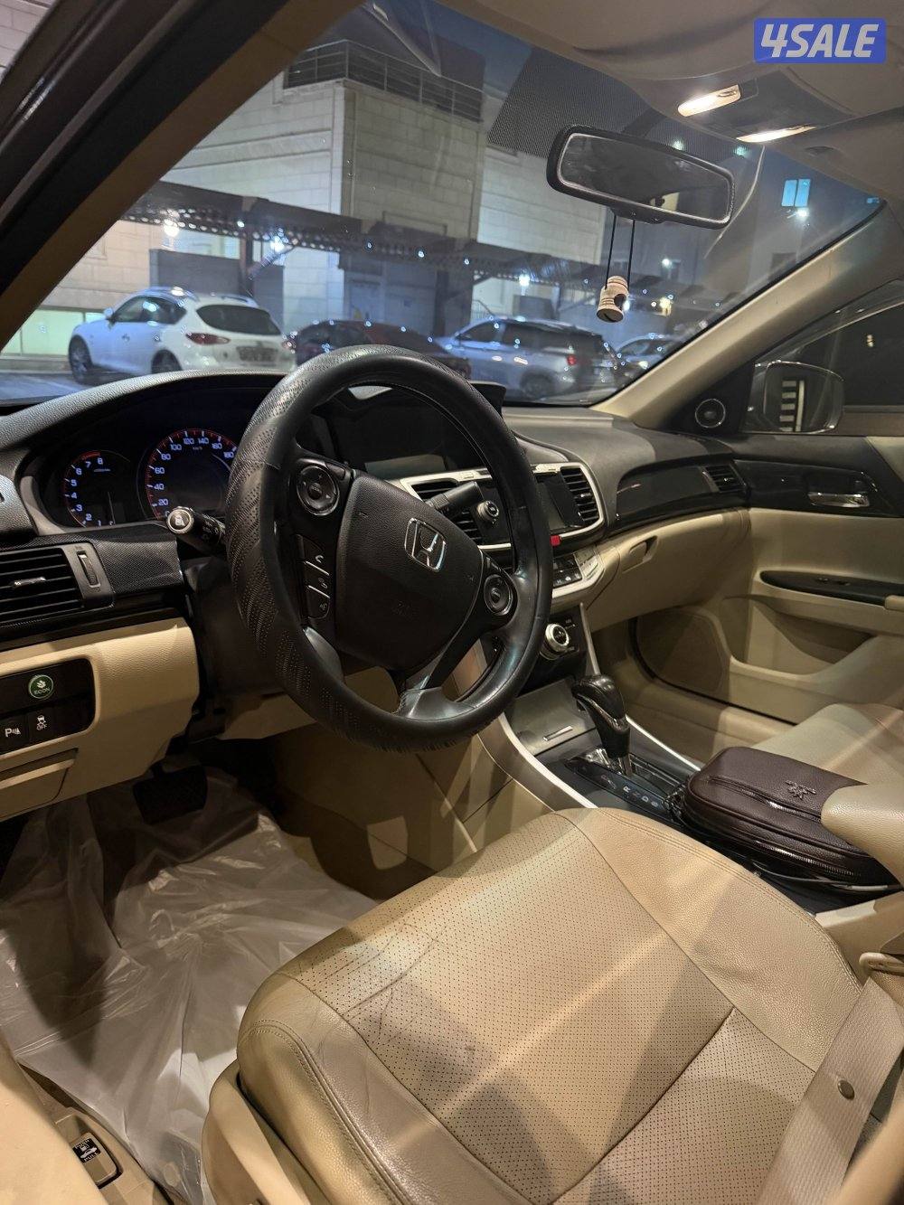 شرط الفحص قير ومكينه وشاصي كله جيد  البدي في قطعتين او ثلاث6