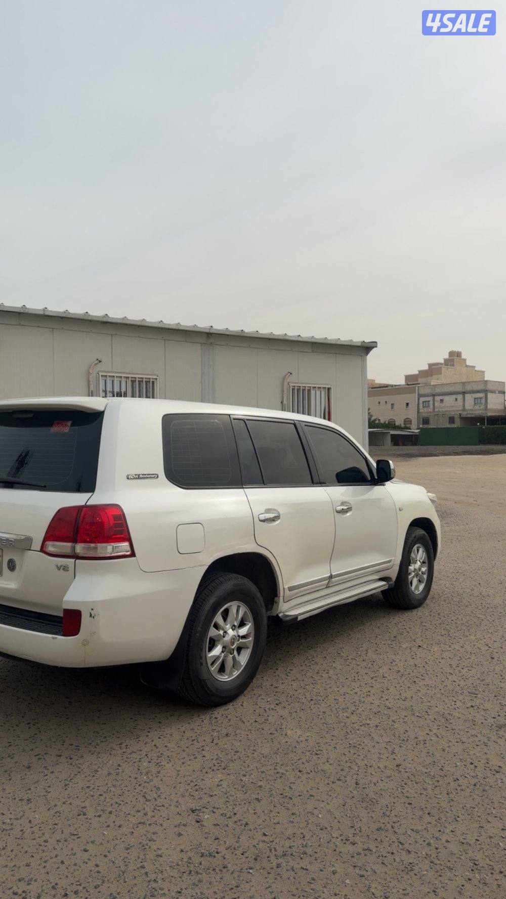 للبيع لاند0