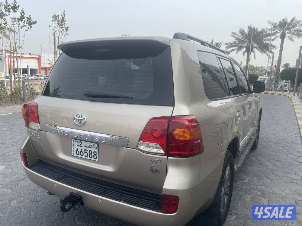 تويوتا لاندكروزر3