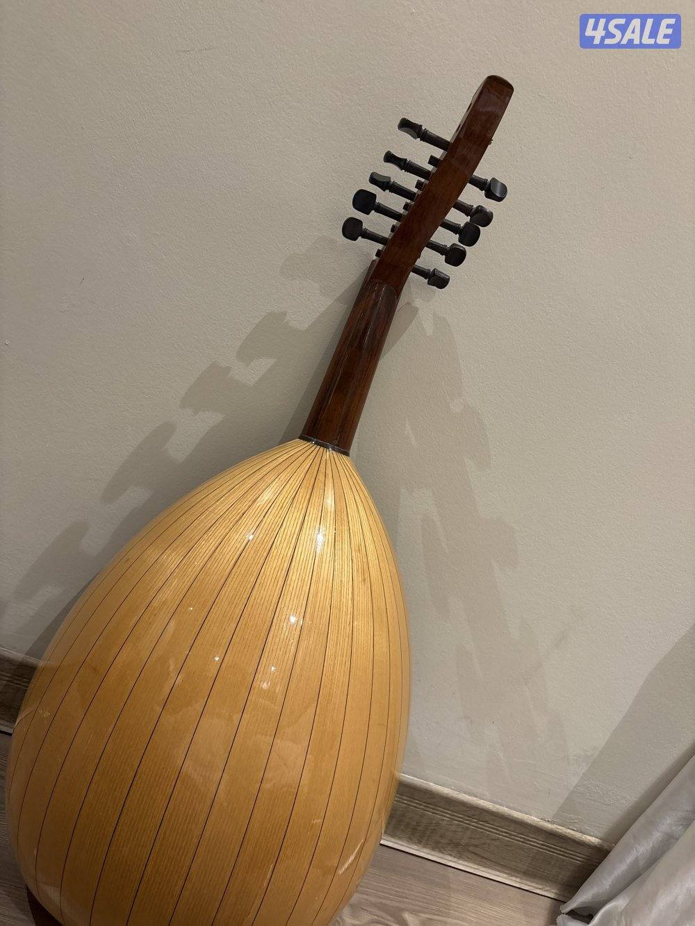 عود سالمين الكويت مصنوع 2001فقط استلام مع جنطه وريشة3