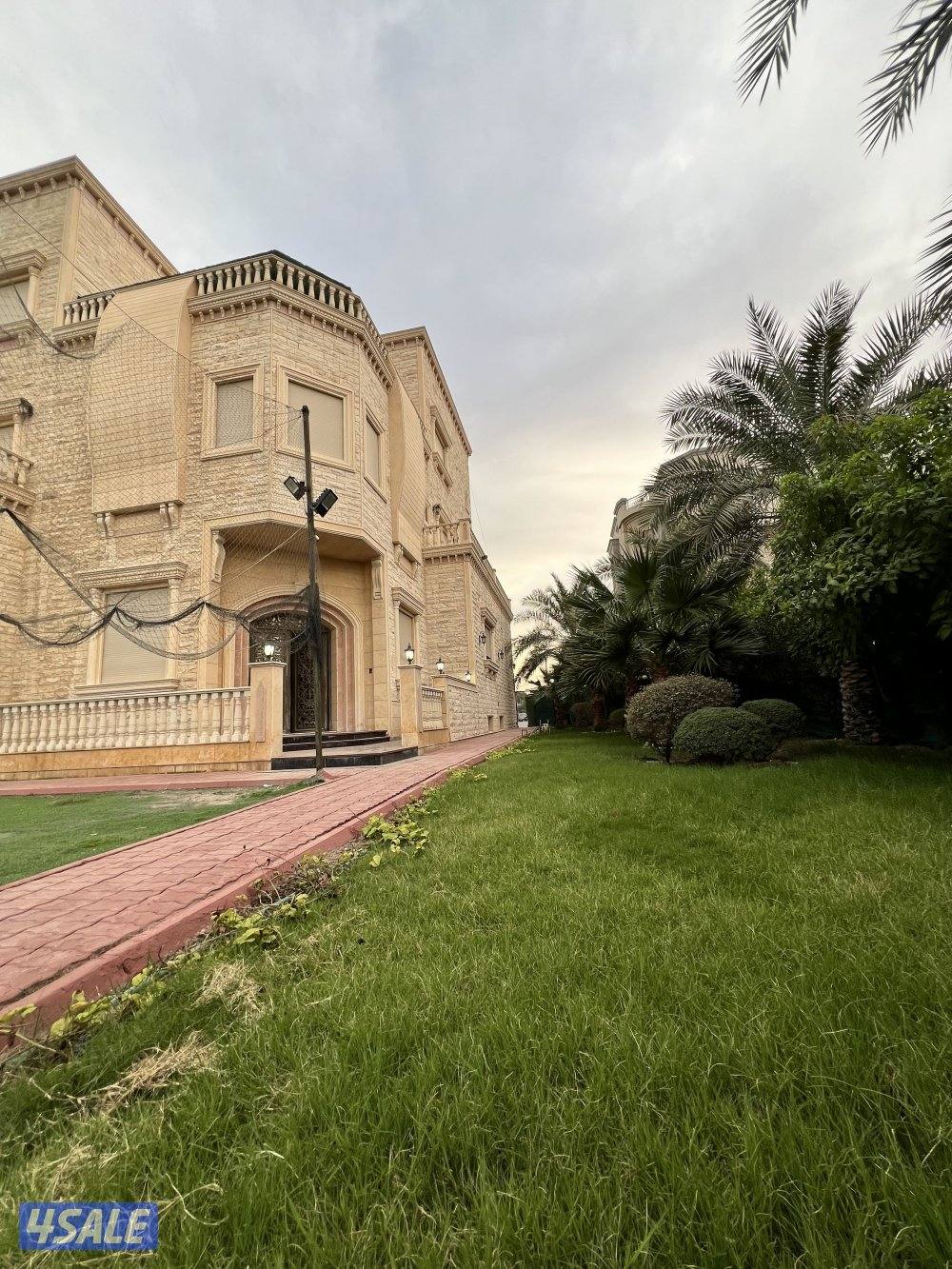 للبيع بسعدالعبدالله قطعه 11 ( موقع شيخ )0