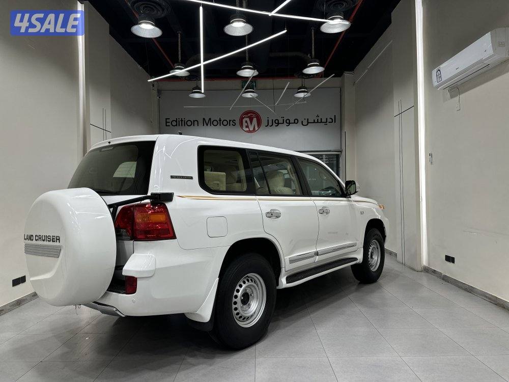 لاندكروزر VXR3