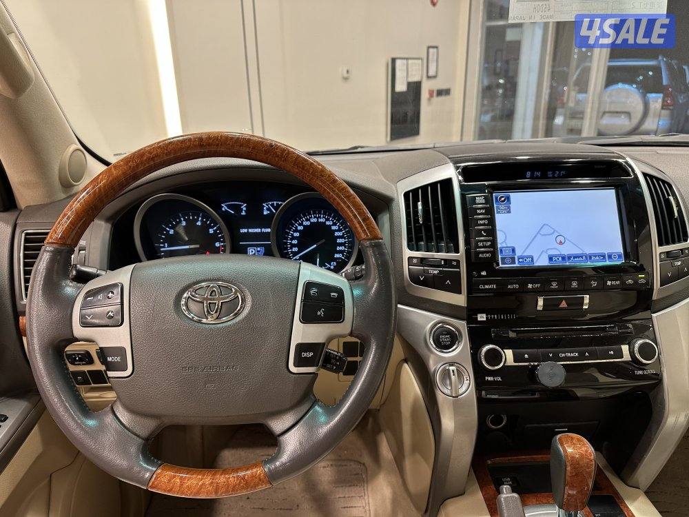 لاندكروزر VXR6