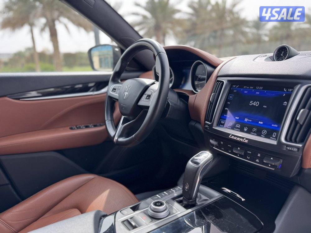 للبيع : جيب مازيراتي : ليفانتي : موديل 20204