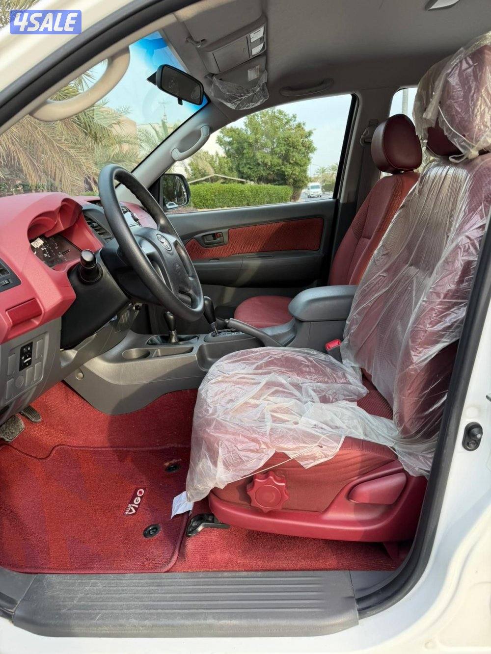 هايلكس 2014 الساير دبل جير تماتيك بحاله نادره عداد 68 الف10