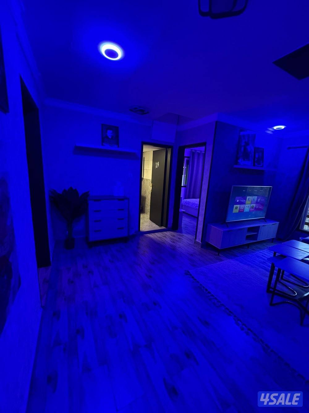 يوجد لدينا شقه خلو الايجار غرفه وصاله ومطبخ وحمام تشطيب سوبر لوكس7