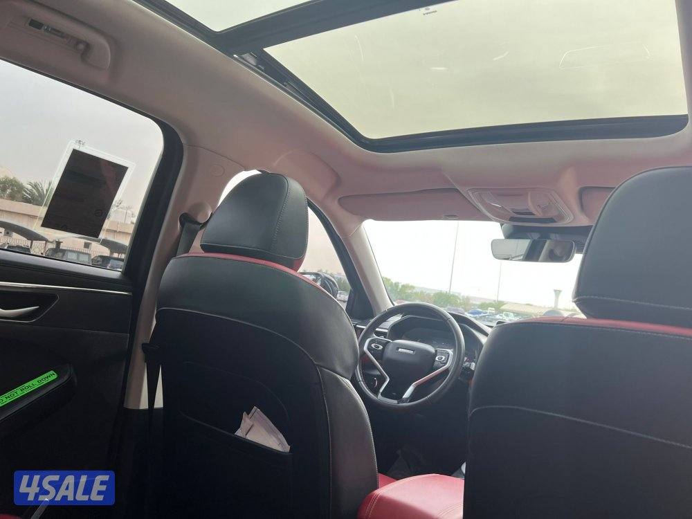 للبيع جوليون ٢٠٢٤1