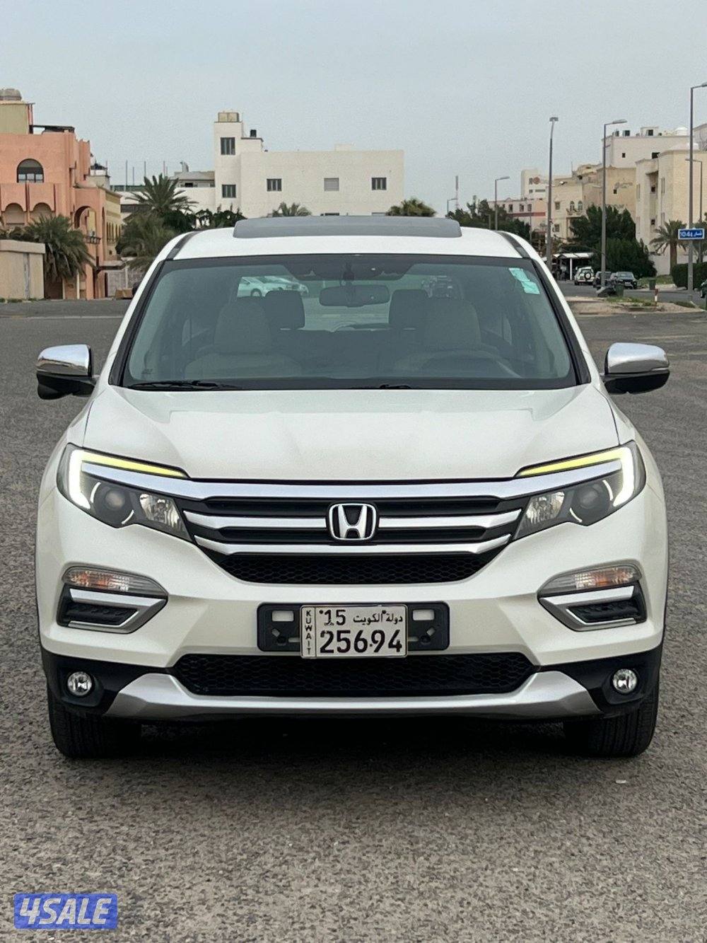 للبيع جيب هوندا بايلون ٢٠١٧1