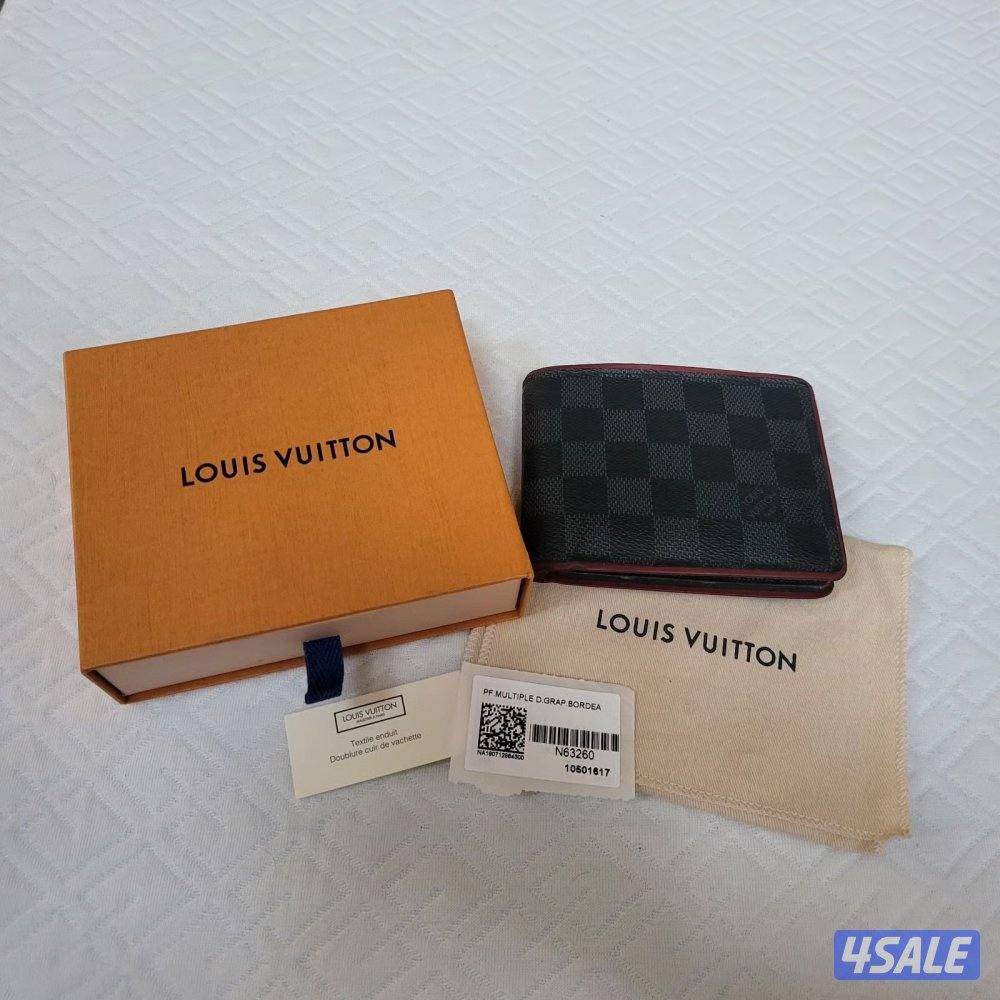 LV wallet2