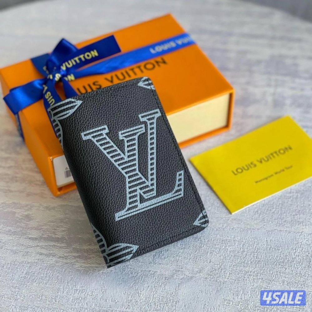 LV wallet9