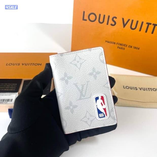 LV wallet10