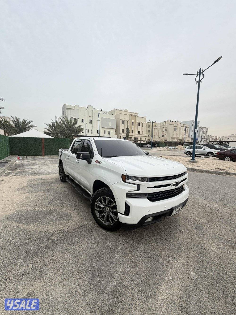 2020 Chevrolet Silverado Z71 RST0