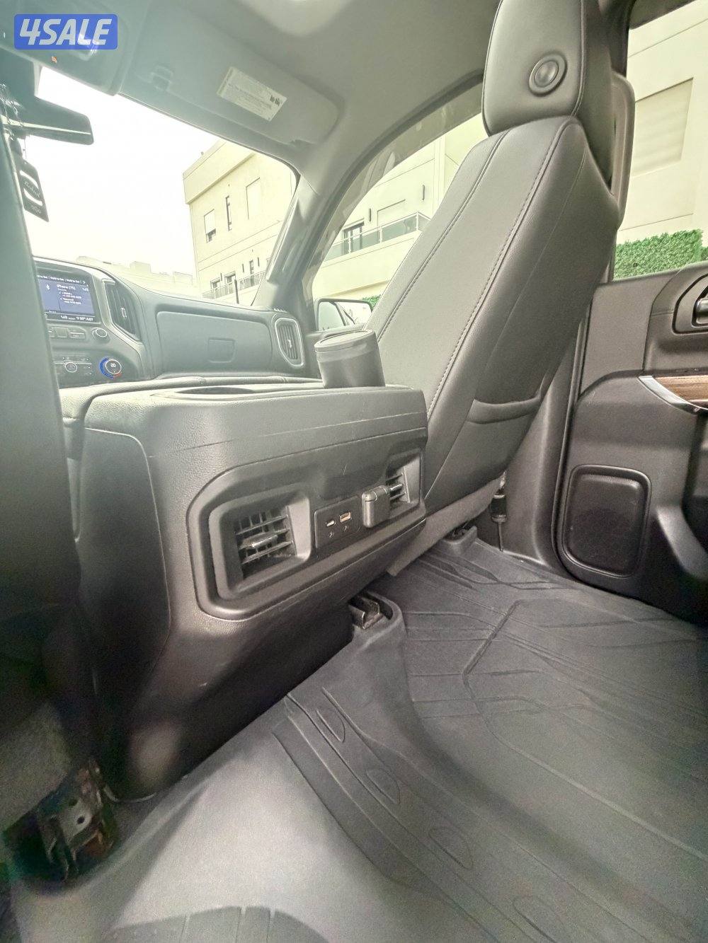 2020 Chevrolet Silverado Z71 RST2