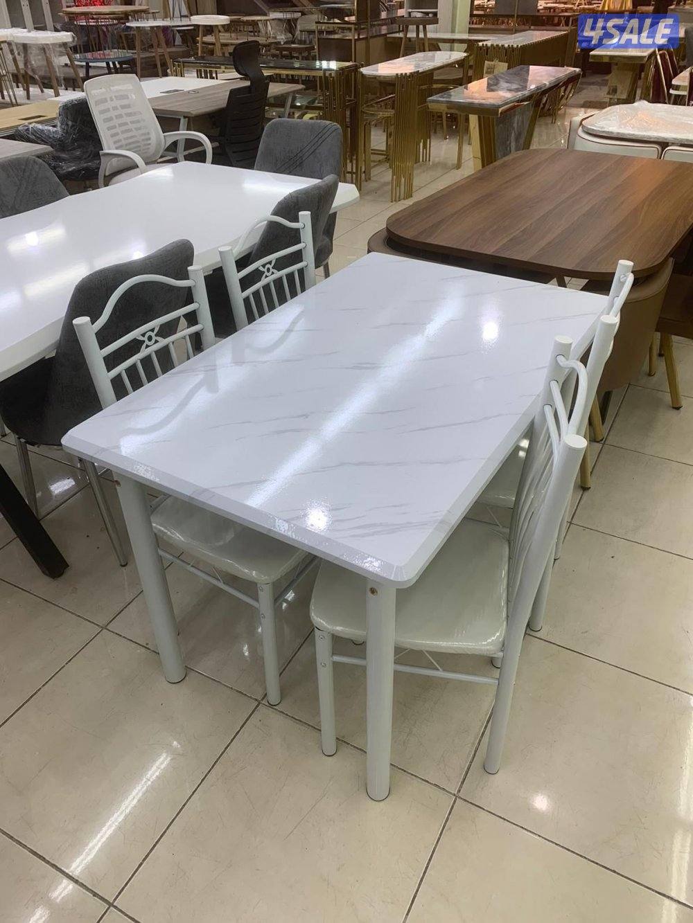 طاولات طعام خشب متوفر حق ست كراسي متوفر حق اربع كراسي جديد فقط3