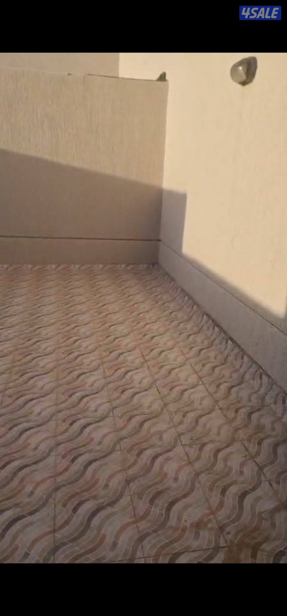 للإيجار شقة صباح الأحمد مع بلكونة روف كبير & مبارك الكبير رميثية حطين1