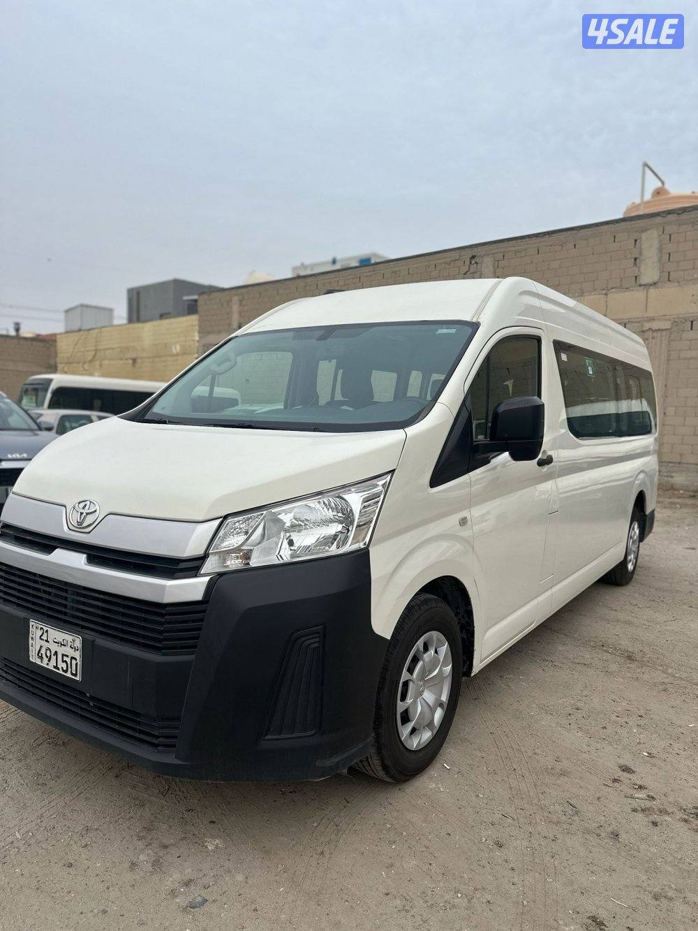 تويوتا هايس 2022 قير عادي8