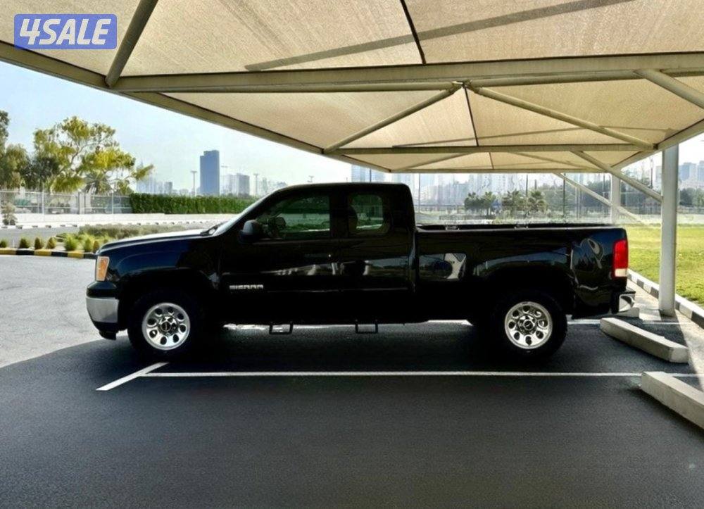 ًGMC Sierra SLE - الموديل:2013 - العداد:2743