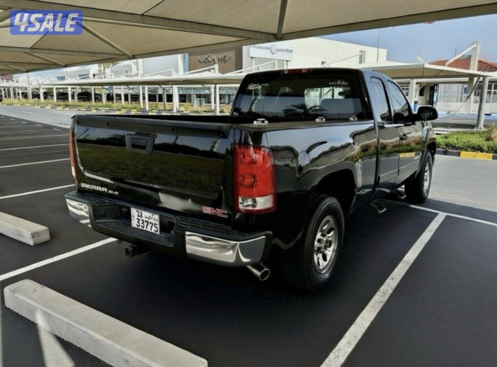 ًGMC Sierra SLE - الموديل:2013 - العداد:2746